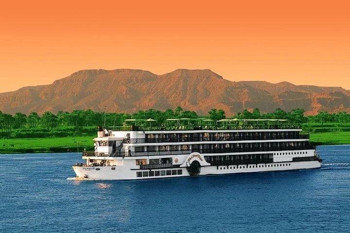 4-Day Nile Cruise in Aswan and Luxor