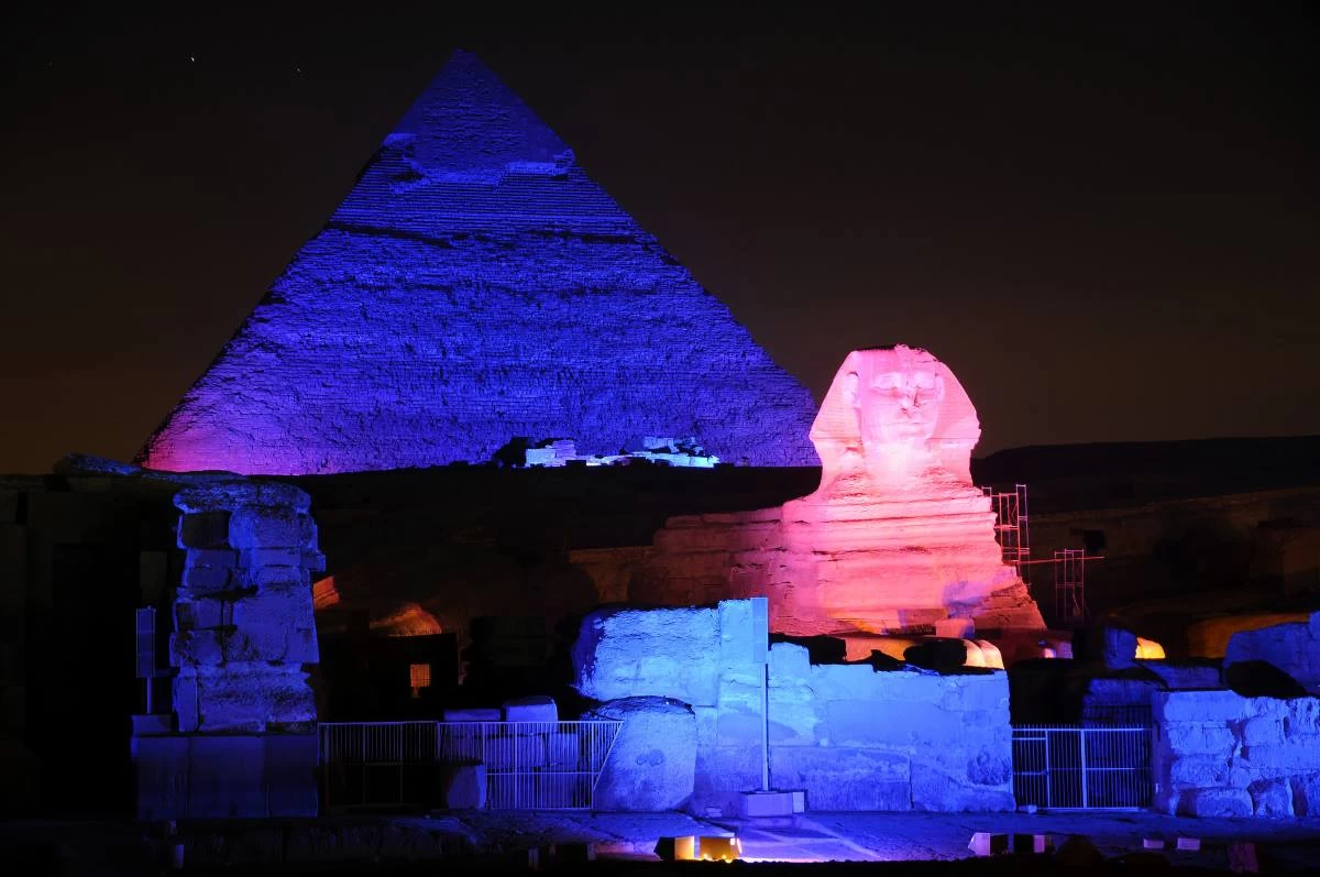 Sound and Light Show at the Pyramids }}