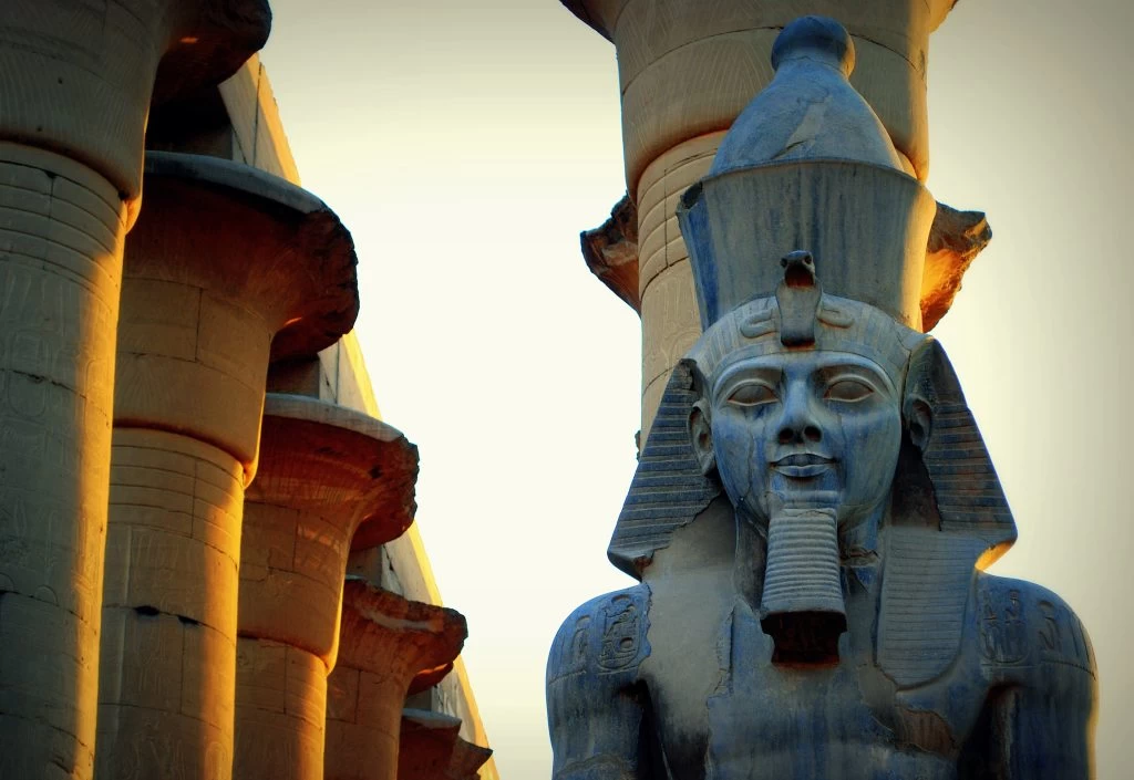 how did Ramses II influence Egyptian architecture