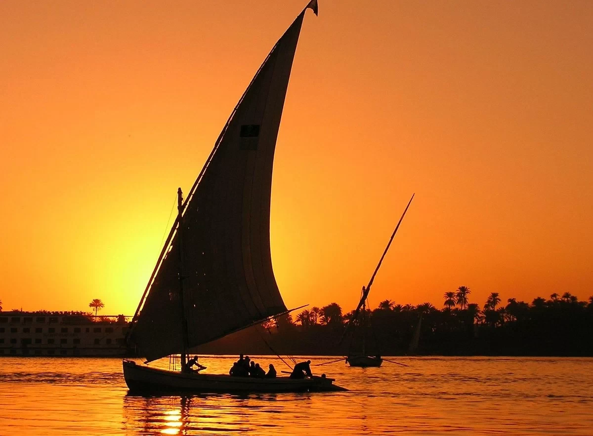 Short Nile Felucca Trip in Cairo