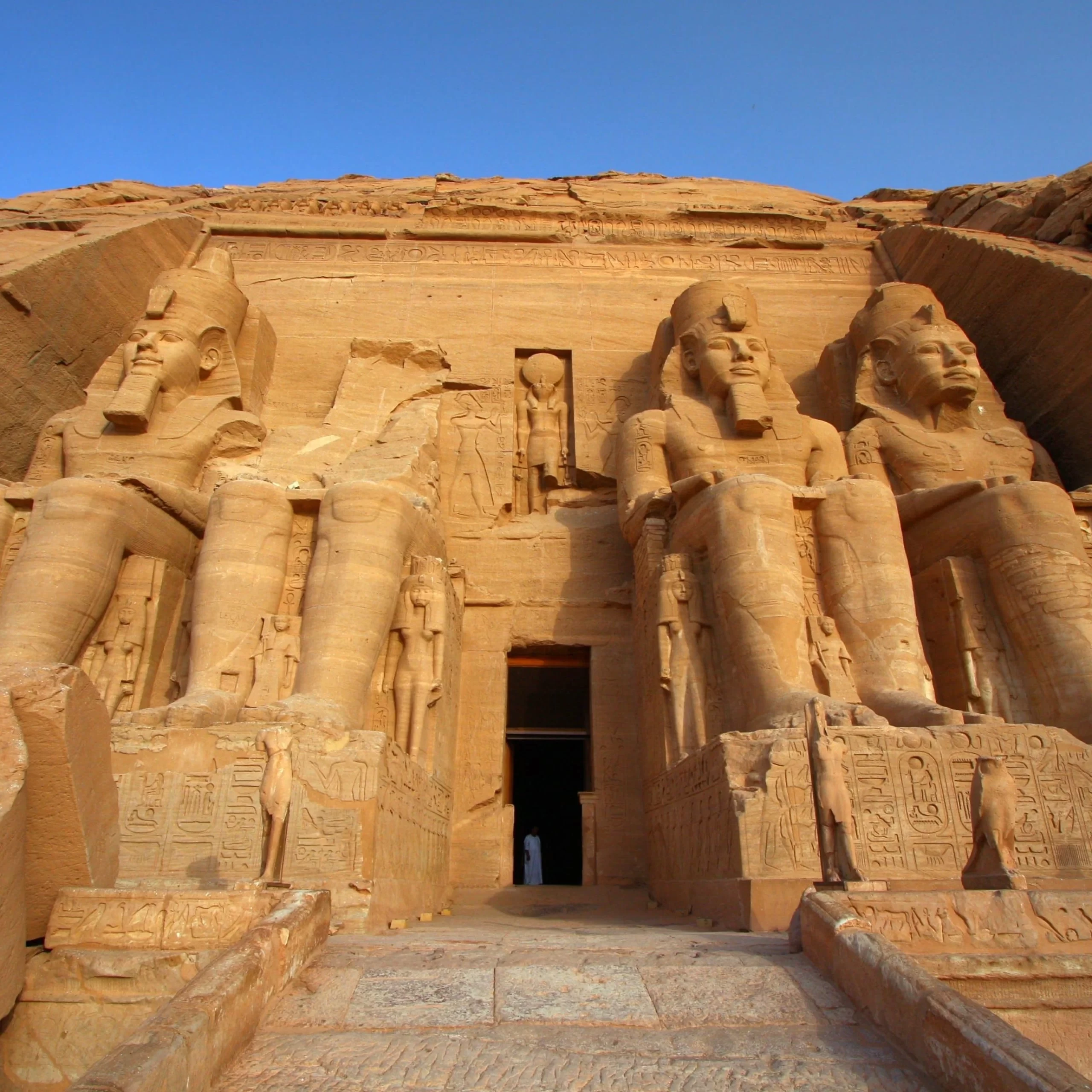 Full-Day Highlights of Luxor on the East and West Banks