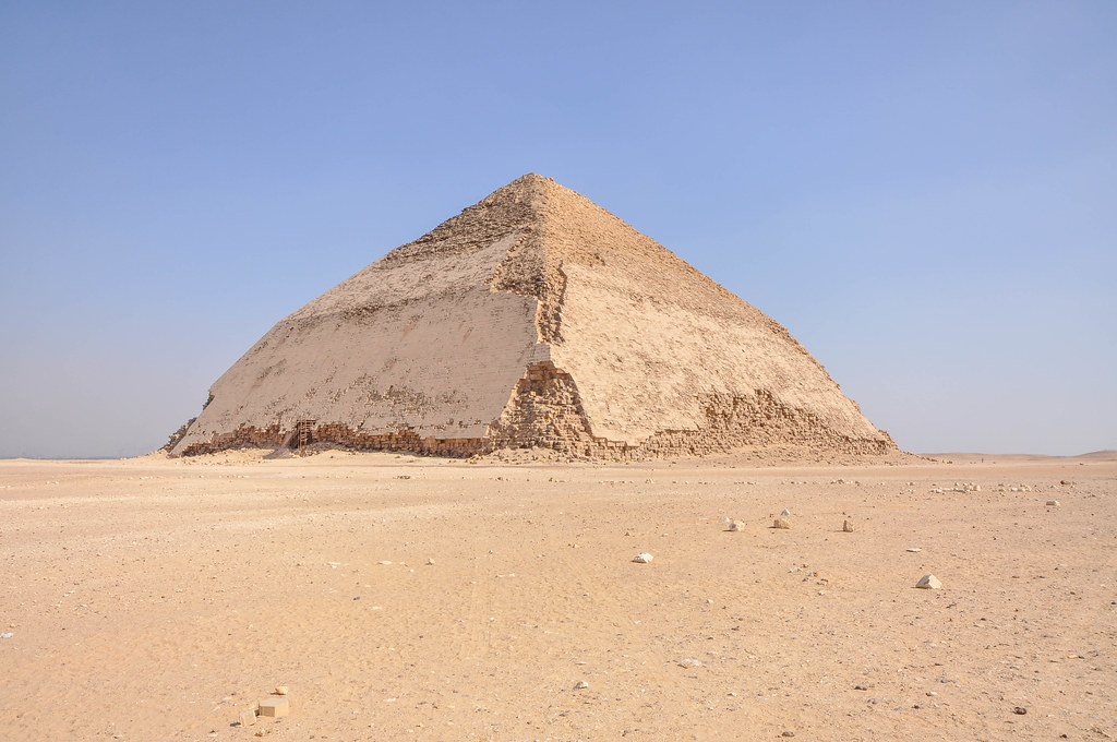 bent-pyramid-of-sneferu