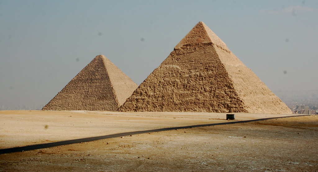 the-pyramid-of-khafre