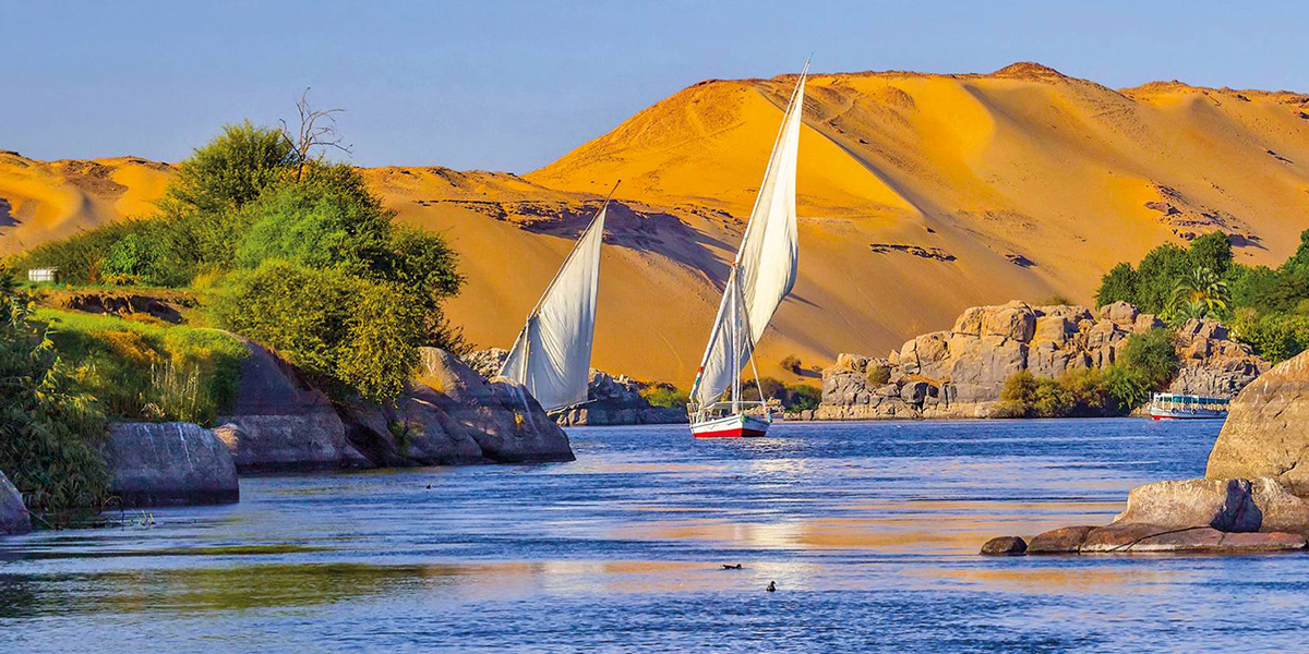 Day 3: Travel to Aswan and explore the city's monuments