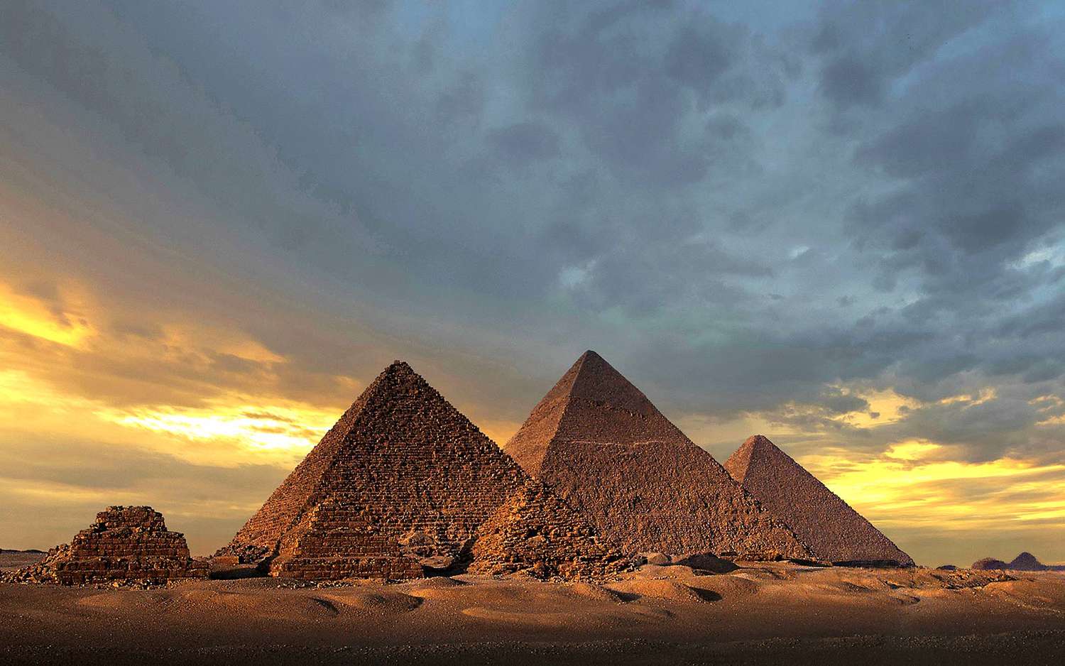 Day 2: Explore Giza's Ageless Attractions